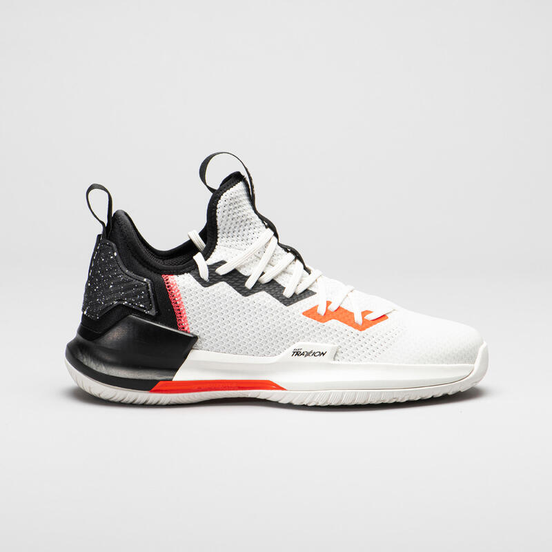 Basketbalové boty Fast 500 béžovo-černo-oranžové