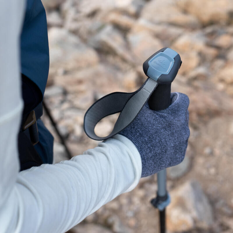 Adjusting the pole strap