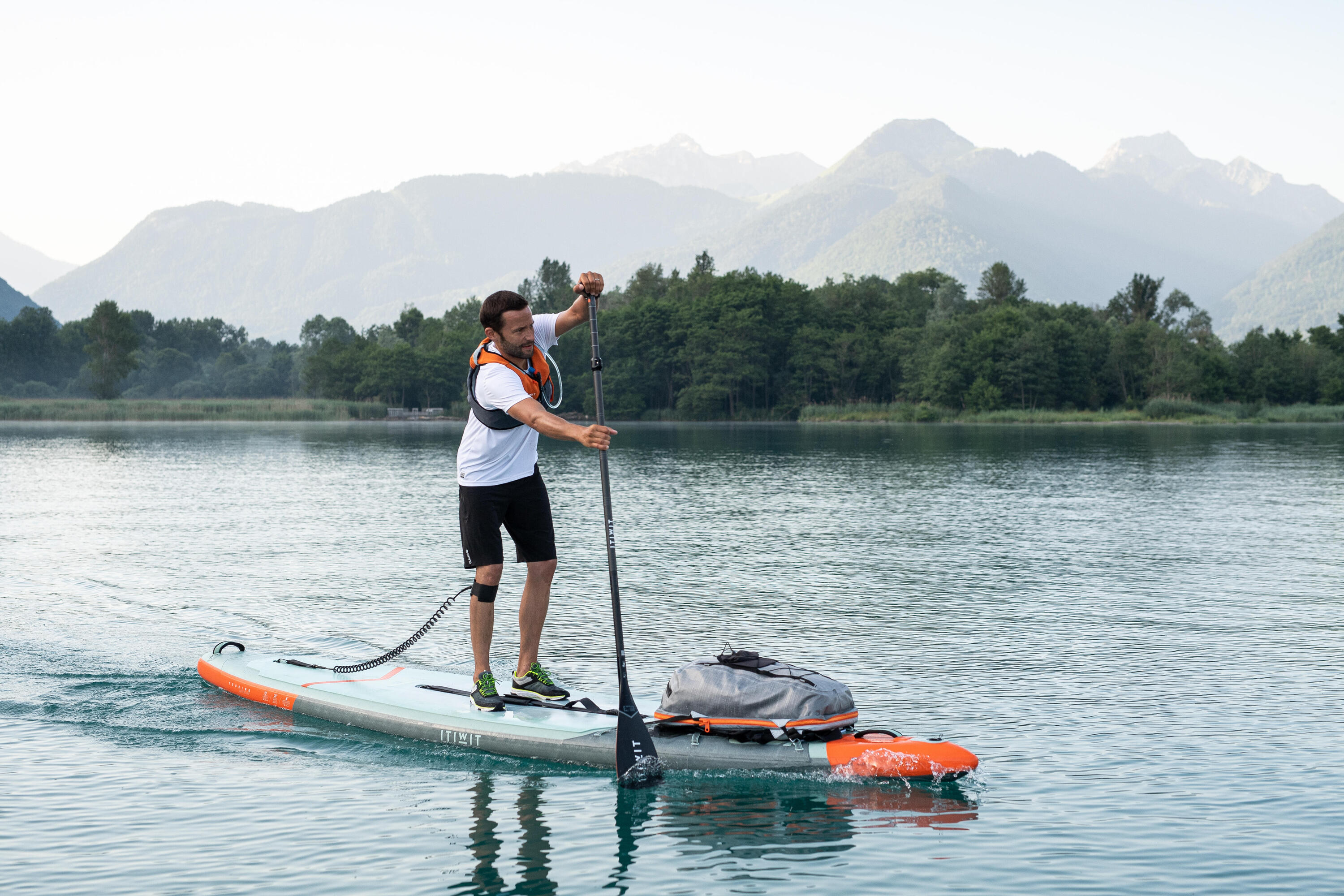 Stand-Up Paddle Convertible Waterproof Backpack 2/21