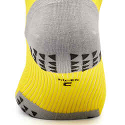 Αντιολισθητικές κάλτσες ποδοσφαίρου μεσαίου ύψους Viralto MiD - Κίτρινο