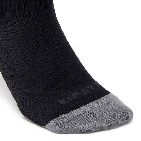 Trumpos neslystančios futbolo kojinės „Viralto MiD“, juodos