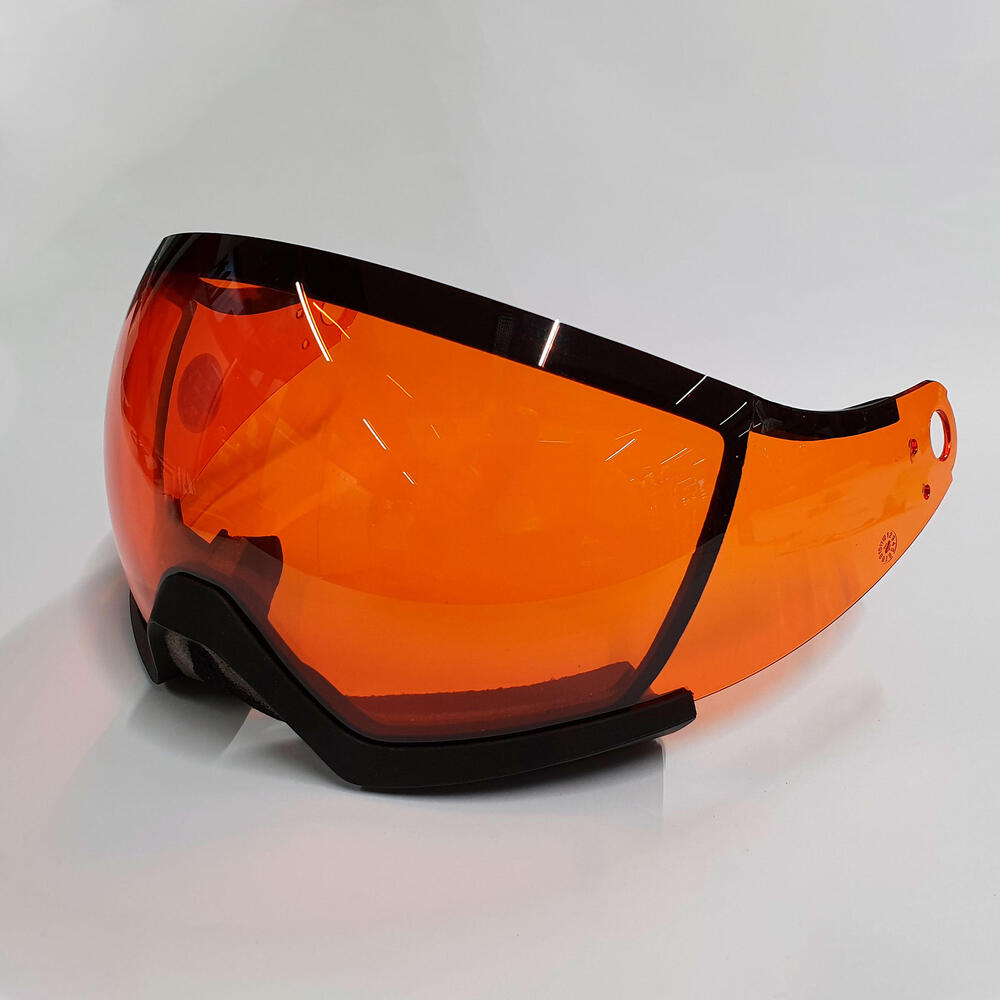 After scratching or breaking your visor, you want to replace it and extend the lifetime of your helmet.