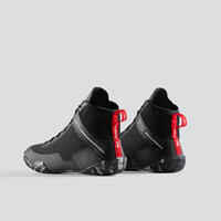 Chaussures de boxe anglaise 500 noires, légères et flexibles.
