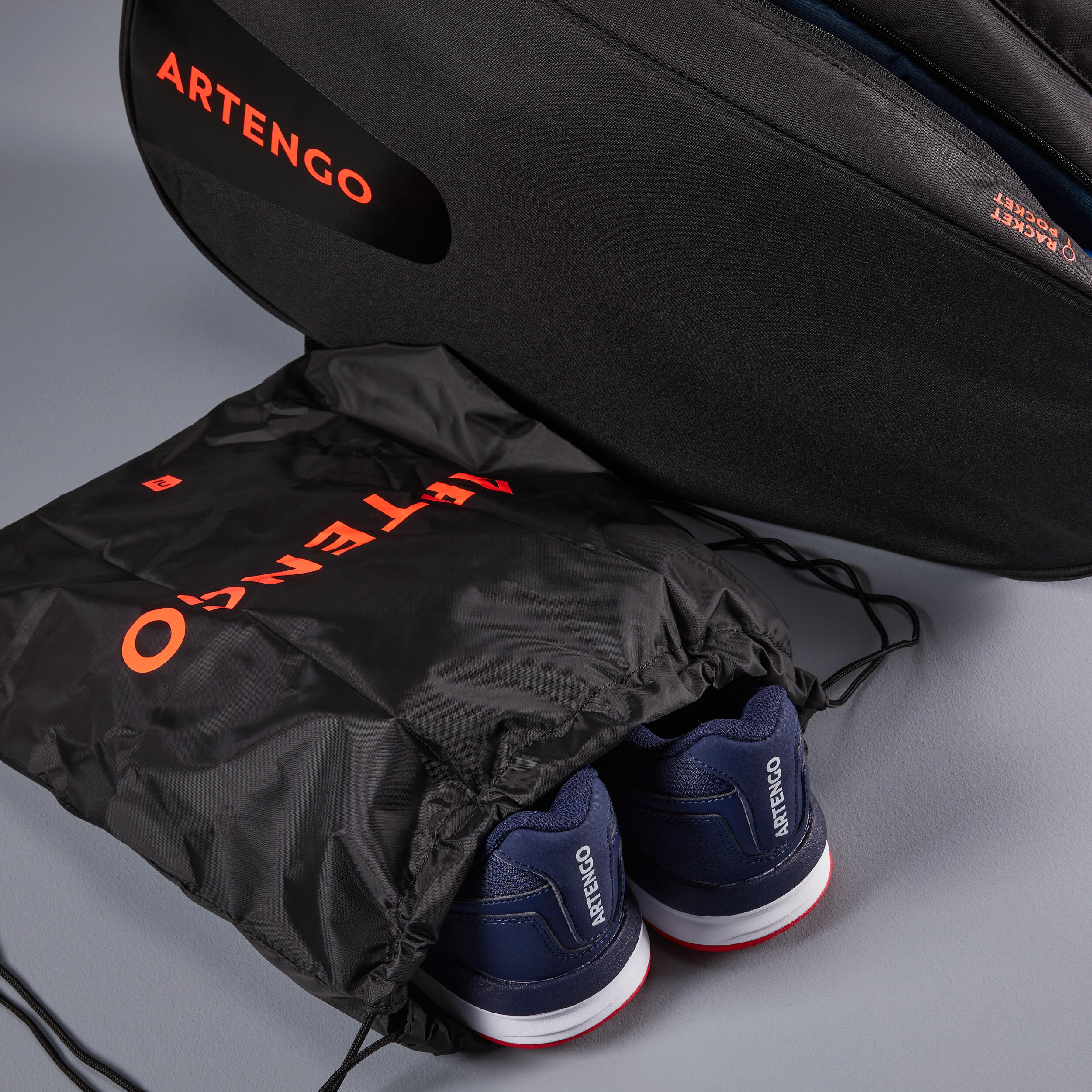 ARTENGO Taška na tenis M Team Tiny 25 l čierno-červená bez · záber 4