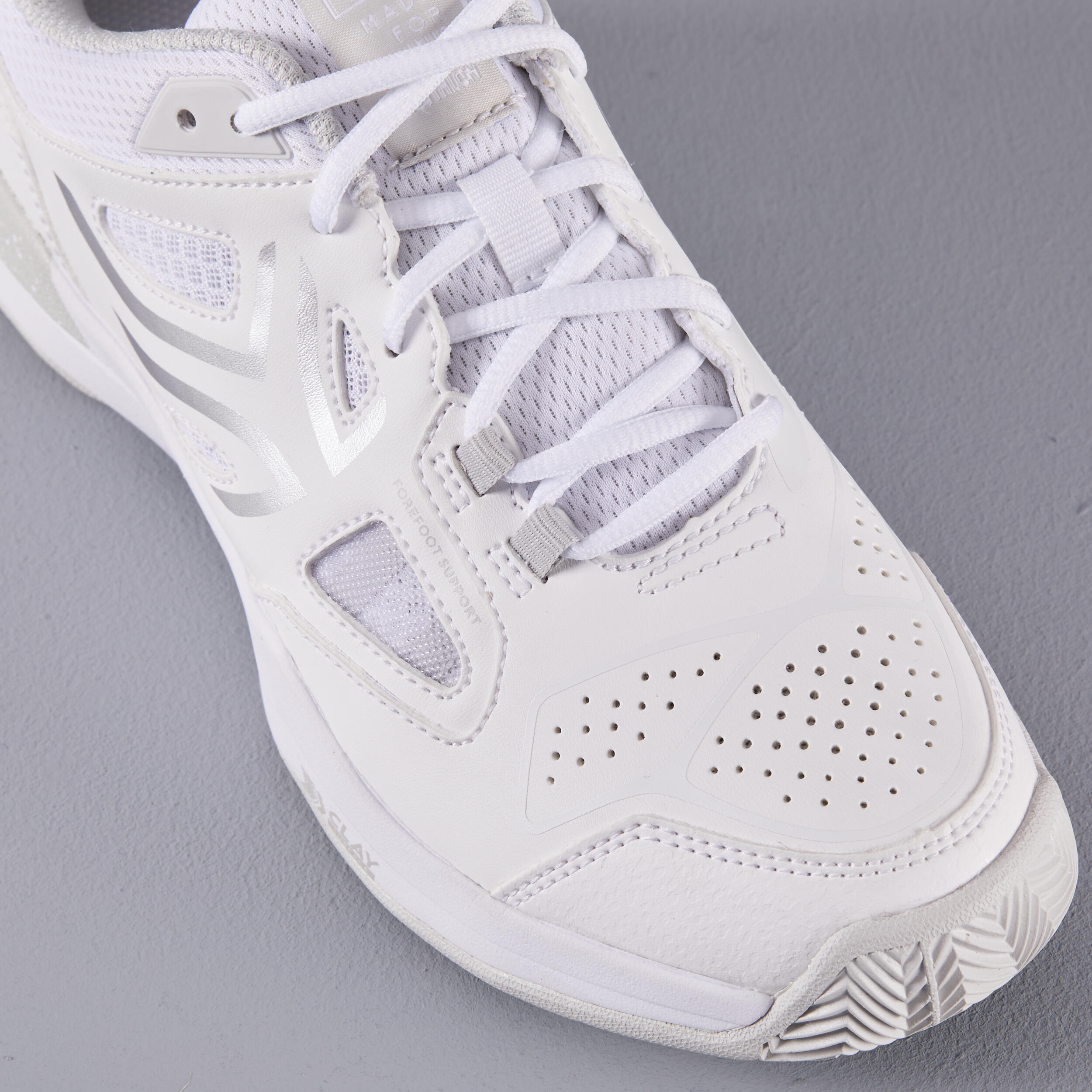 Clay court sales tennis sneakers