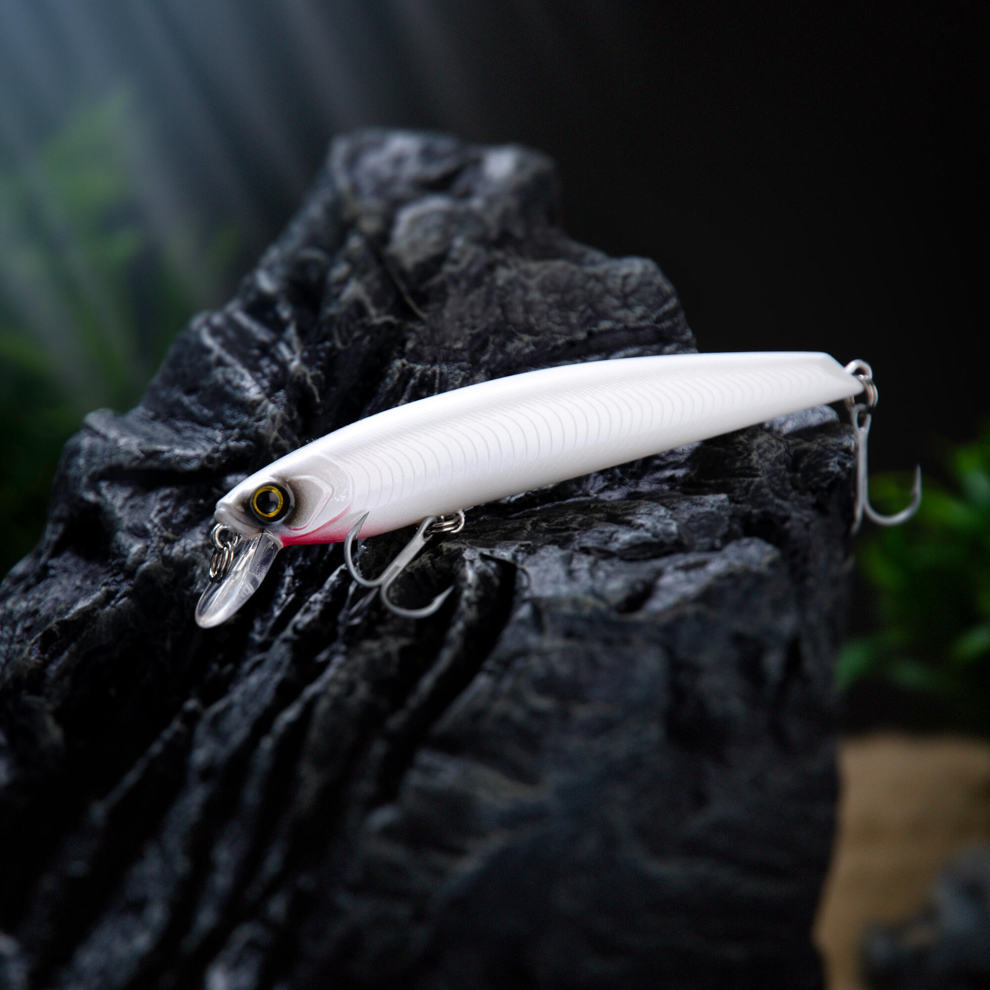 SAXTON 110F White sea lure fish