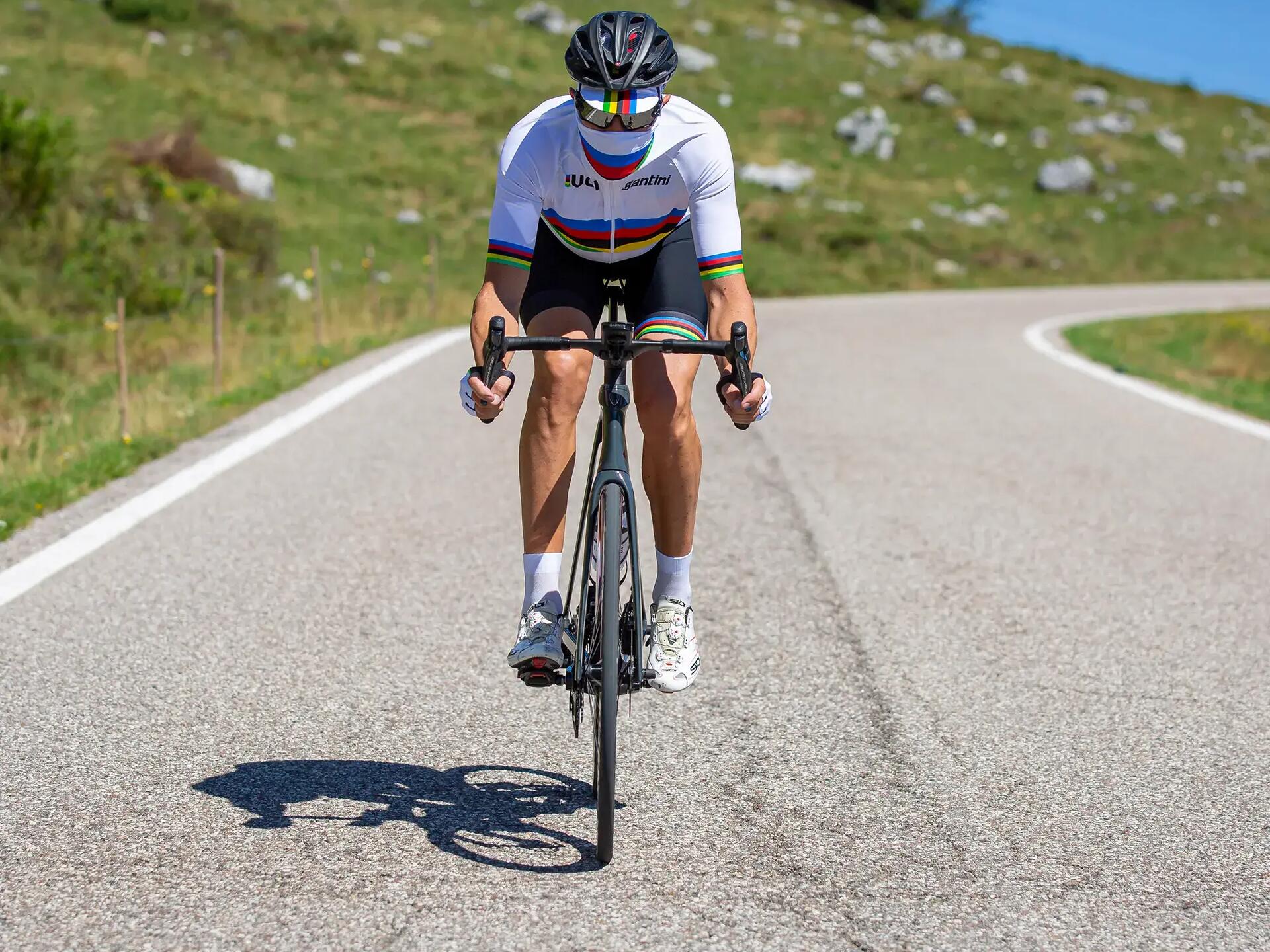 La Vuelta: o que a prova ensina sobre treino, estratégia e ciclismo de estrada
