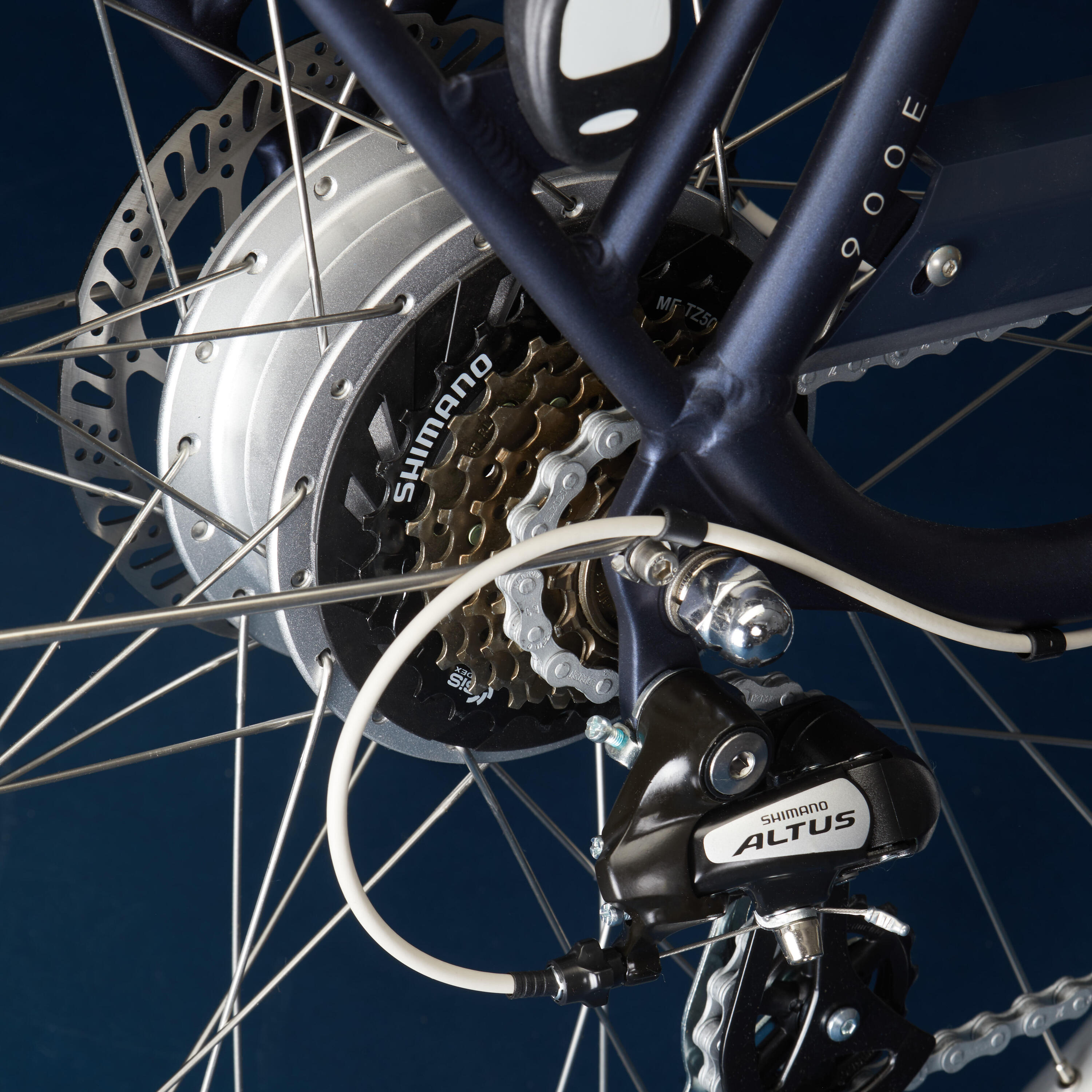 Elektrische stadsfiets Elops 900 hoog frame marineblauw 42/45