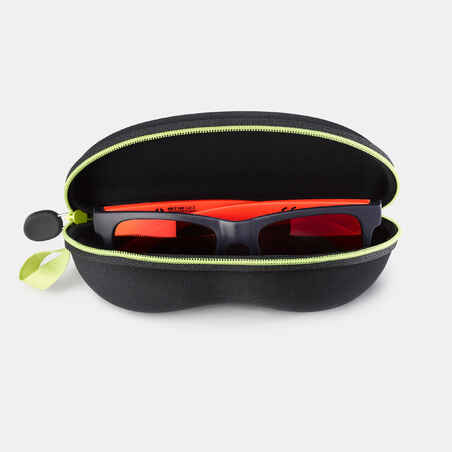 Kietas vaikiškų akinių nuo saulės dėklas „Case 560 JR“, juodai žalias