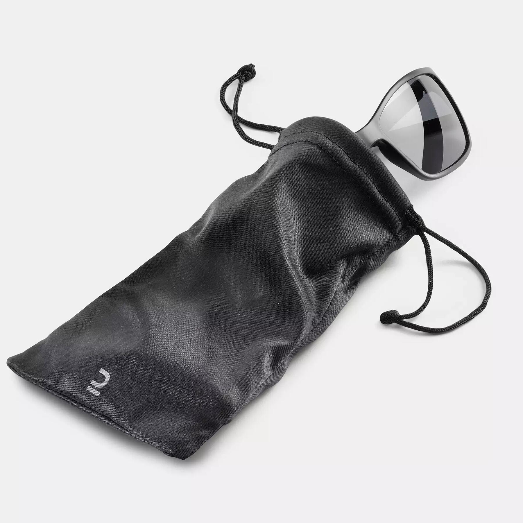 étui lunettes randonnée quechua