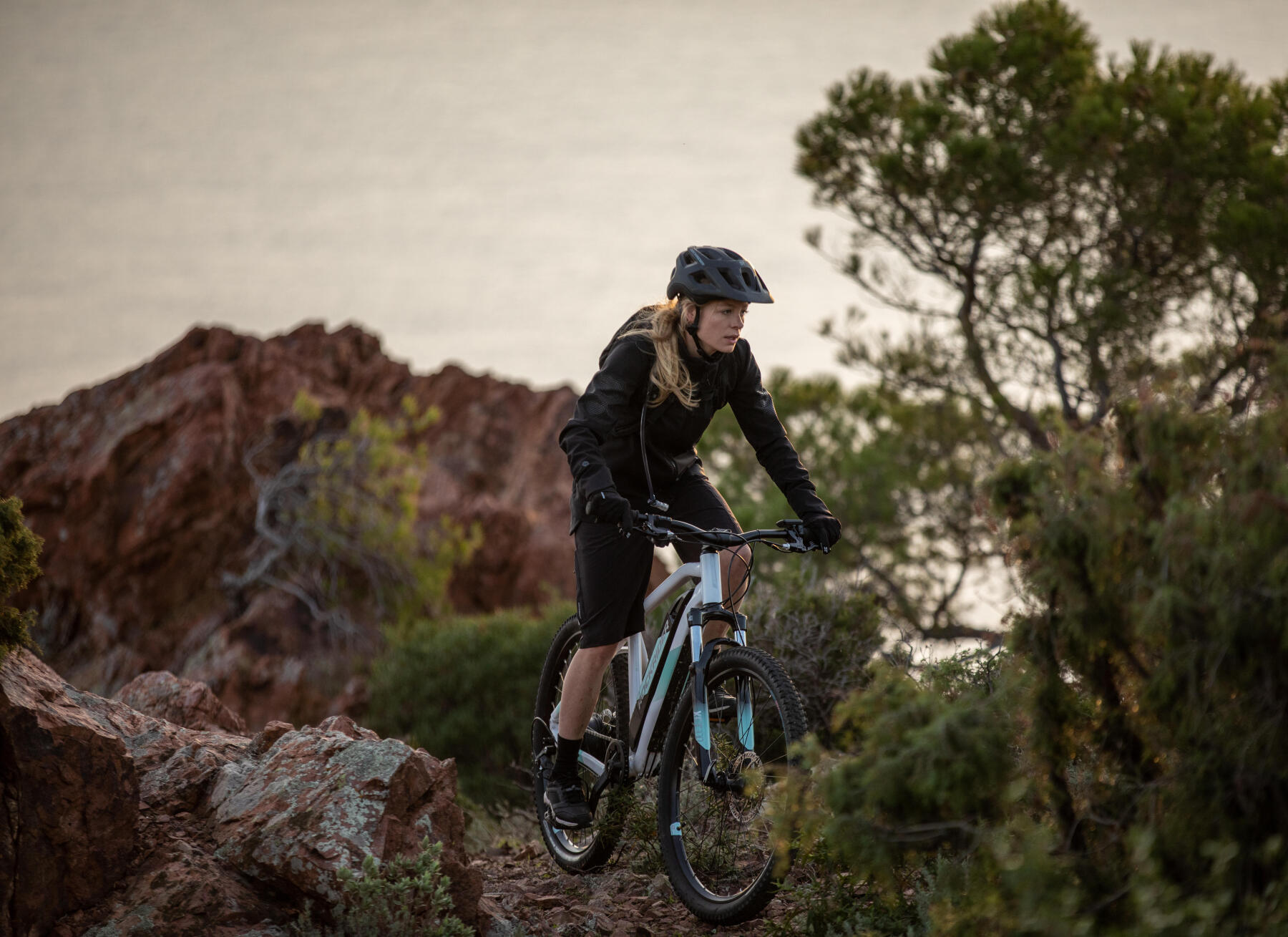 CUM SĂ PREGĂTEȘTI CORECT O IEȘIRE CU BICICLETELE MTB, ÎN FAMILIE?