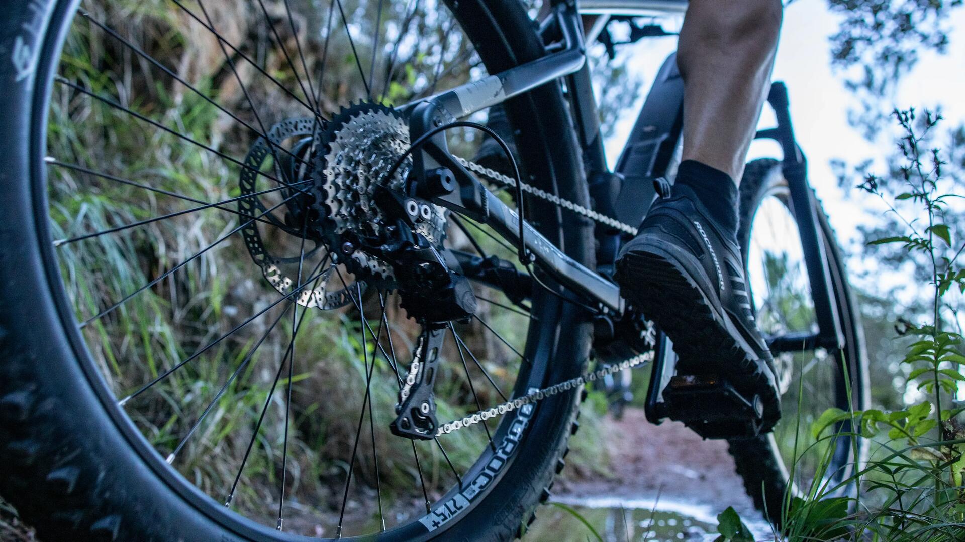 E-ST900 ROCKRIDER elektromos MTB