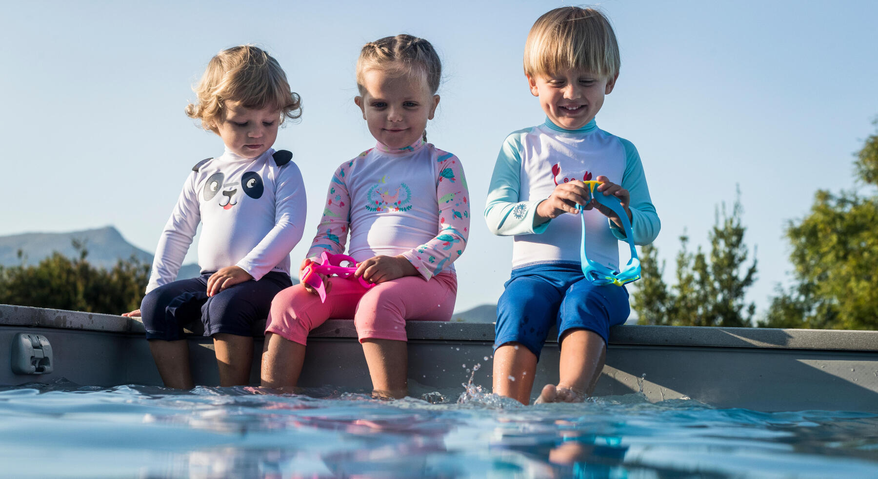 Familiarizarea copiilor cu apa: și dacă nu ne-am limita doar la piscină?