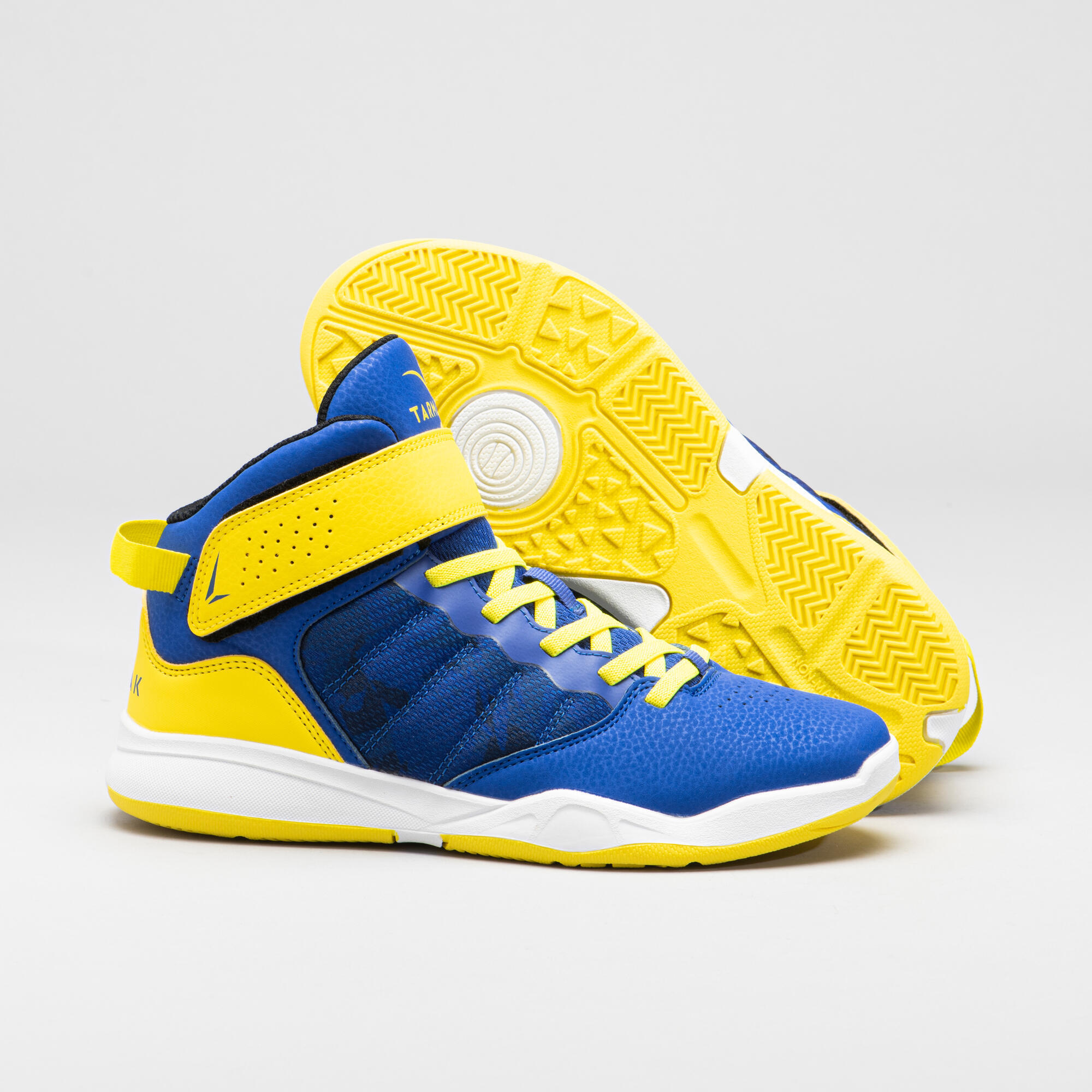 pink basketball shoes boys