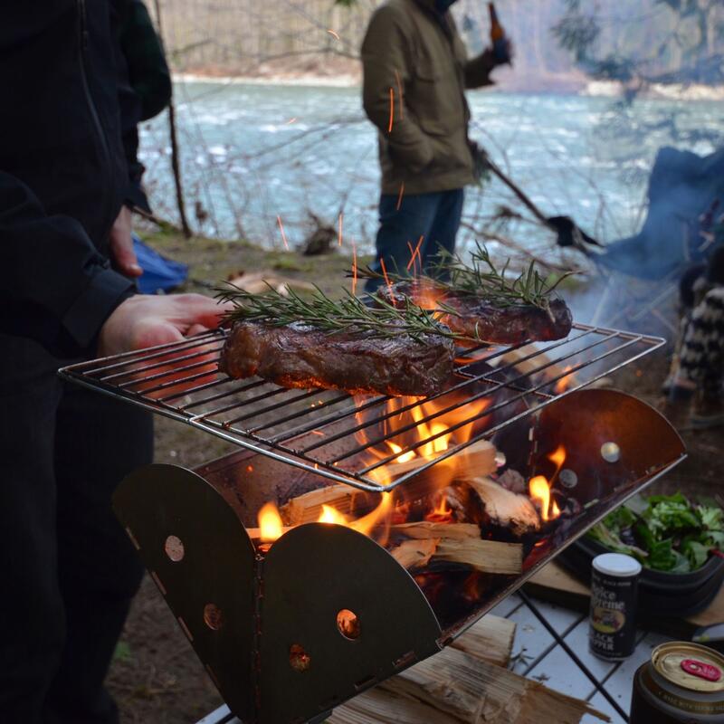 Grill à bois portable UCO Flatpack