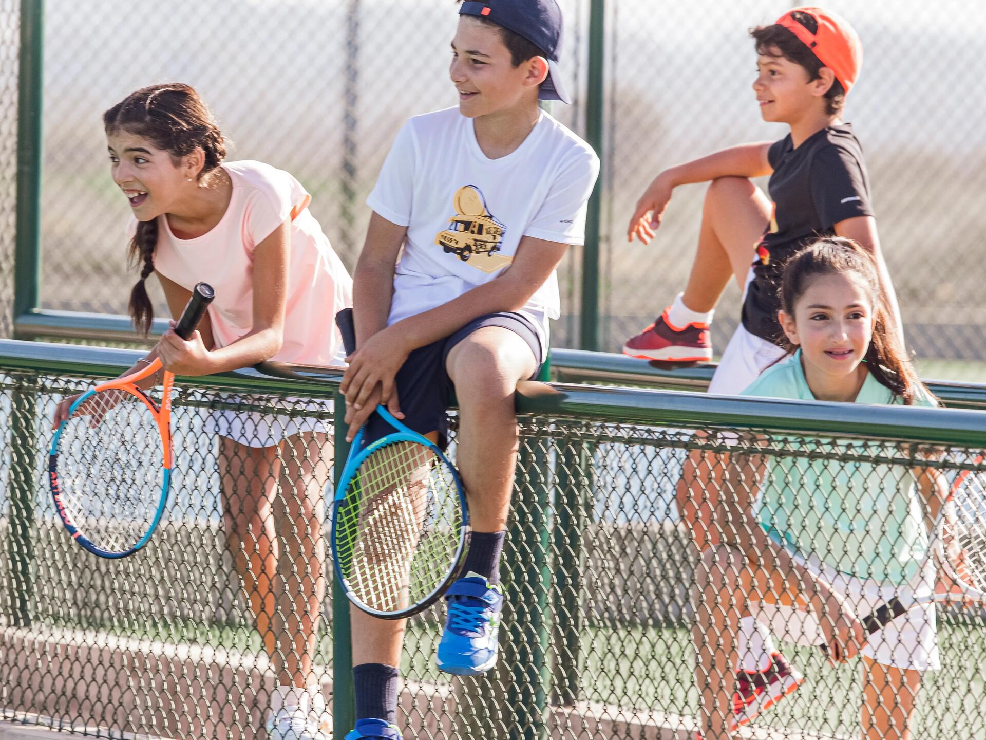 Tennis social sport