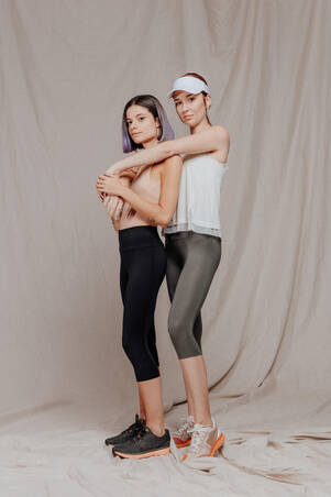 LEGGING CROP RUN SUPPORT WANITA - ASHY KHAKI