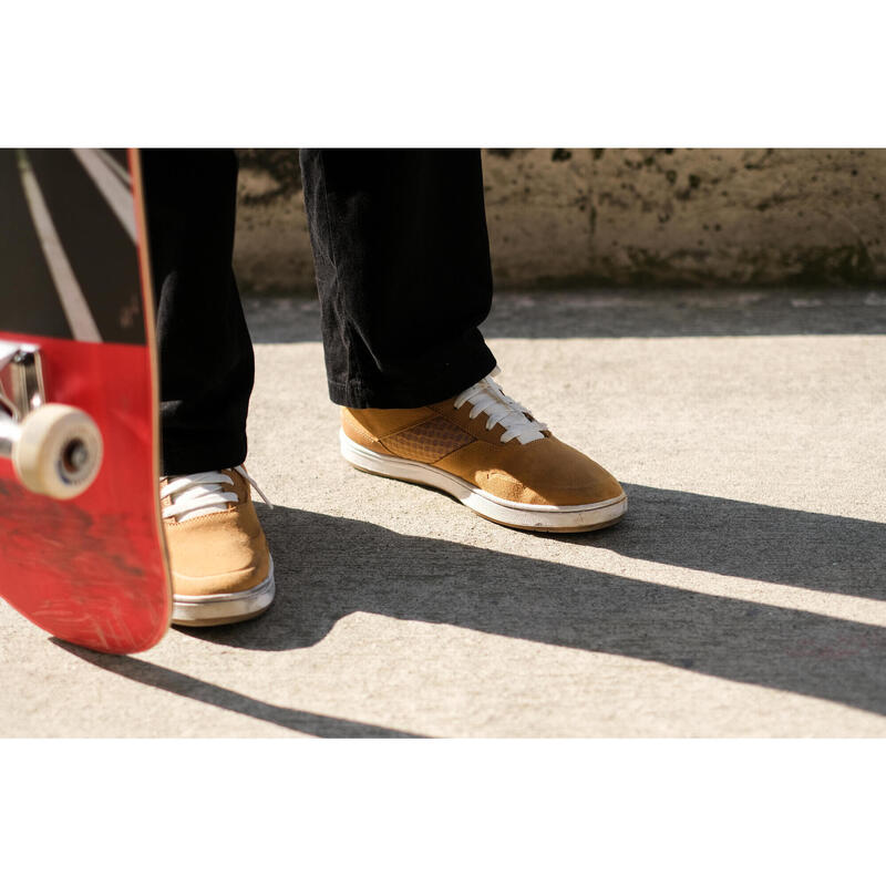 Nízké skateboardové boty Crush 500 okrovo-bílé 