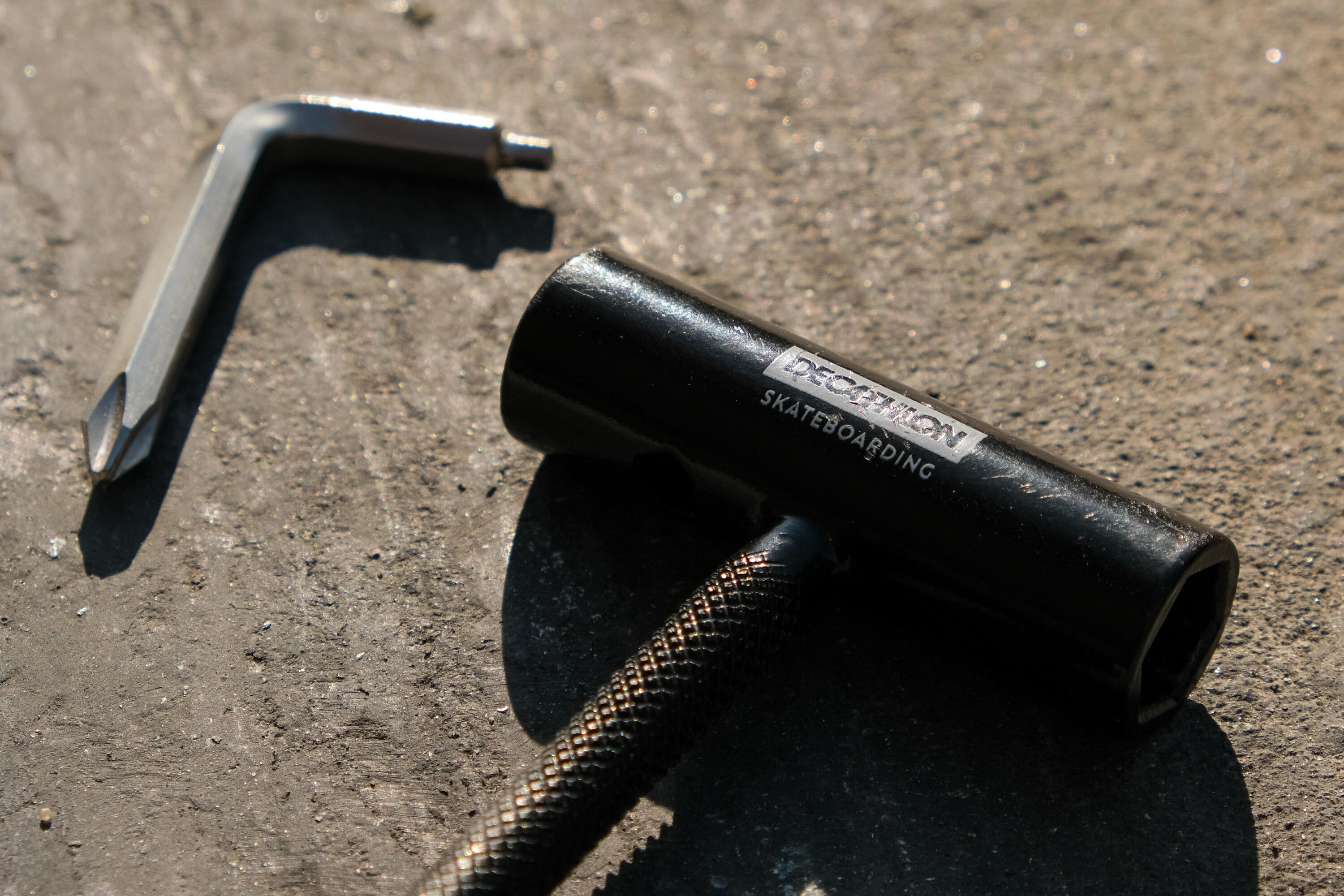 T-type Skateboard Tool All In One Screwdriver So... – Grandado