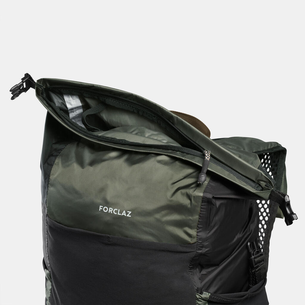 Skladný a nepremokavý cestovný batoh Travel 25 litrov čierny
