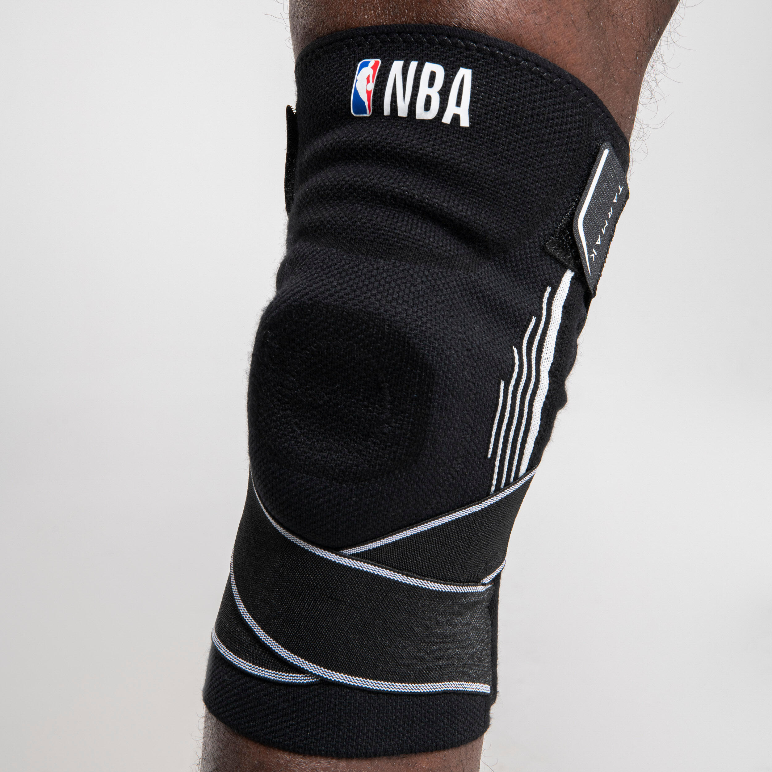 Adult Right/Left Knee Support Mid 500 NBA - Black 4/13