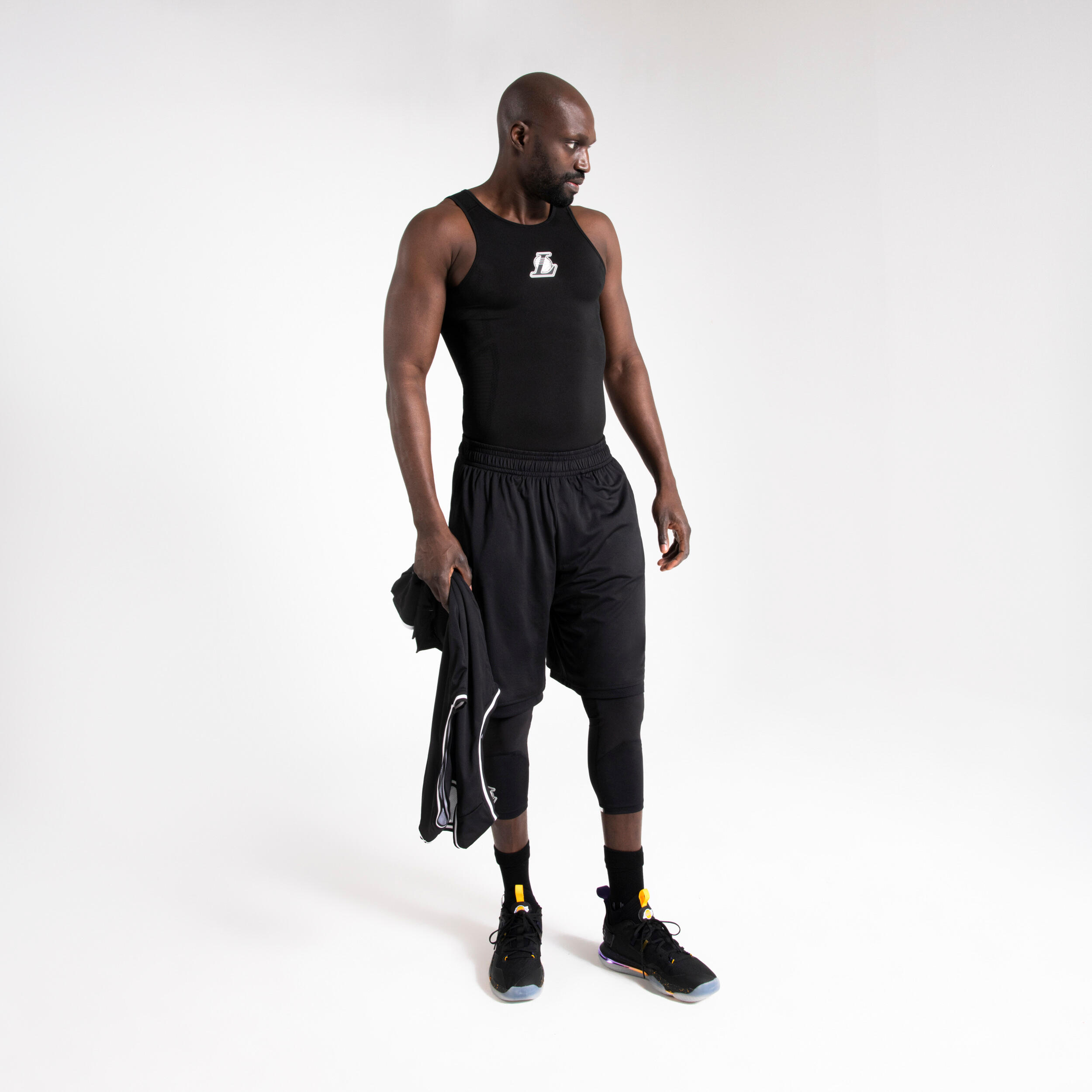 SOUS MAILLOT BASKETBALL COUPE SLIM HOMME UT500 NOIR LOS ANGELES