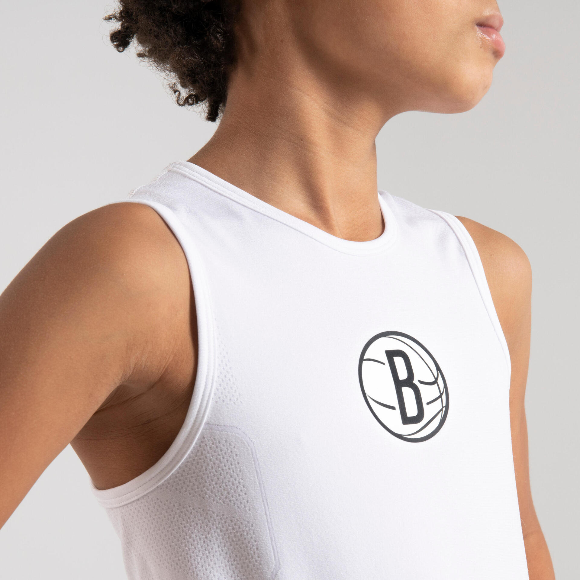 Junior Basketball Slim Fit Base Layer Jersey UT500 - White/NBA 