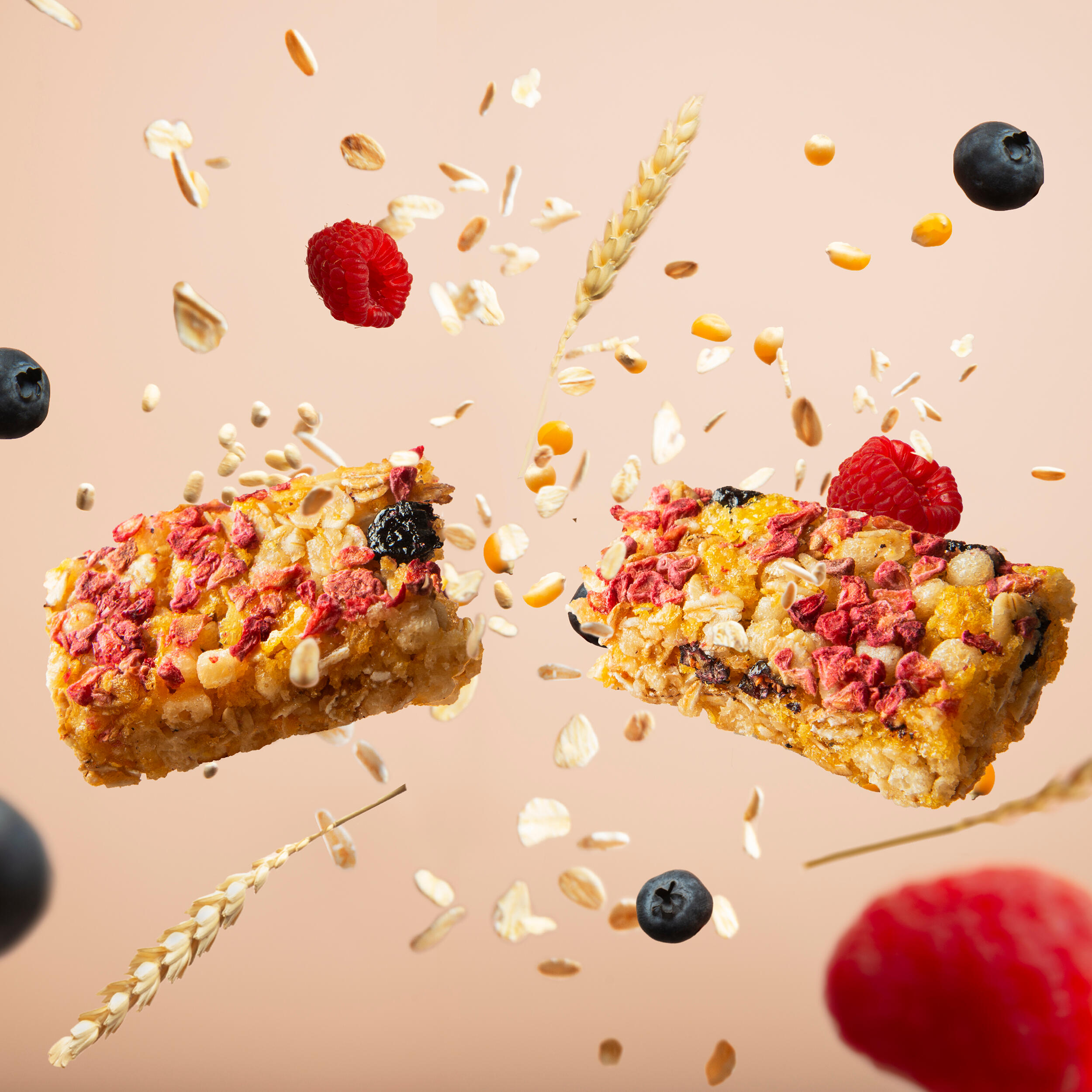 RED BERRIES CEREAL BAR 6X21G 2/4