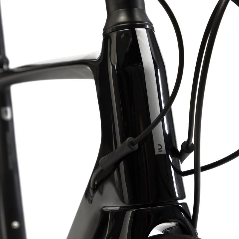 Bicicleta de carretera carbono con freno de disco Shimano 105 EDR CF negro