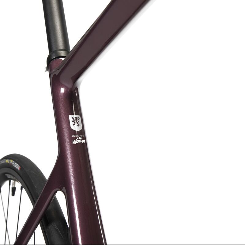 Vélo route femme EDR carbone Disc shimano 105 bordeaux