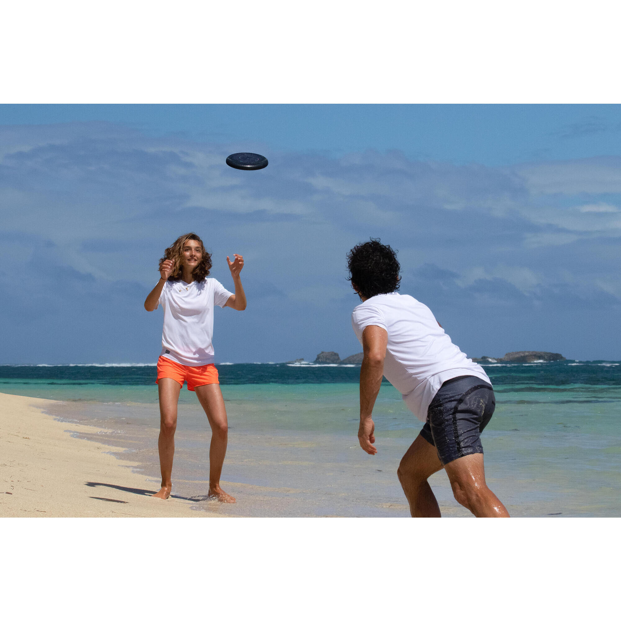 FLYING DISC