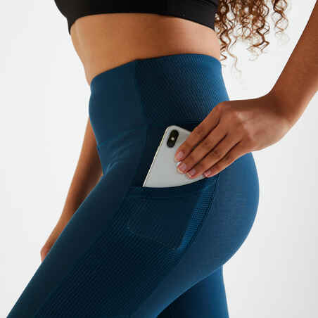 Short Fitness Leggings with Phone Pocket