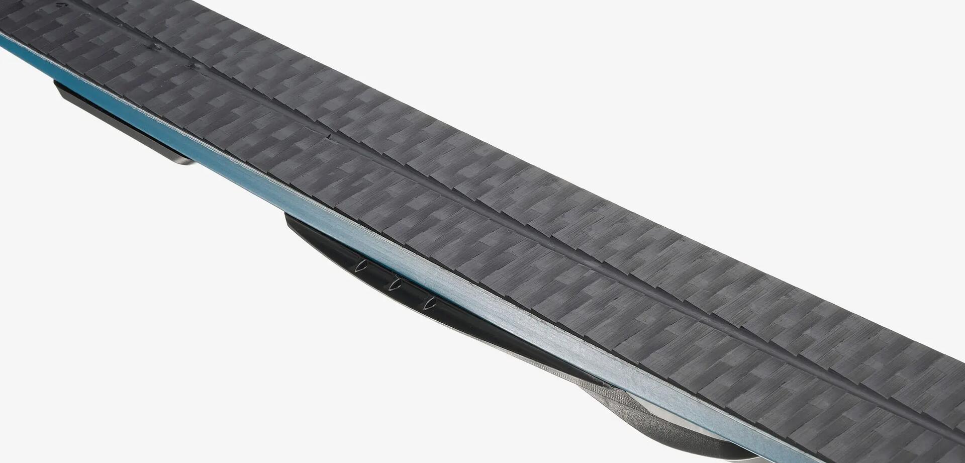 Semelle ski de fond classique a écailles