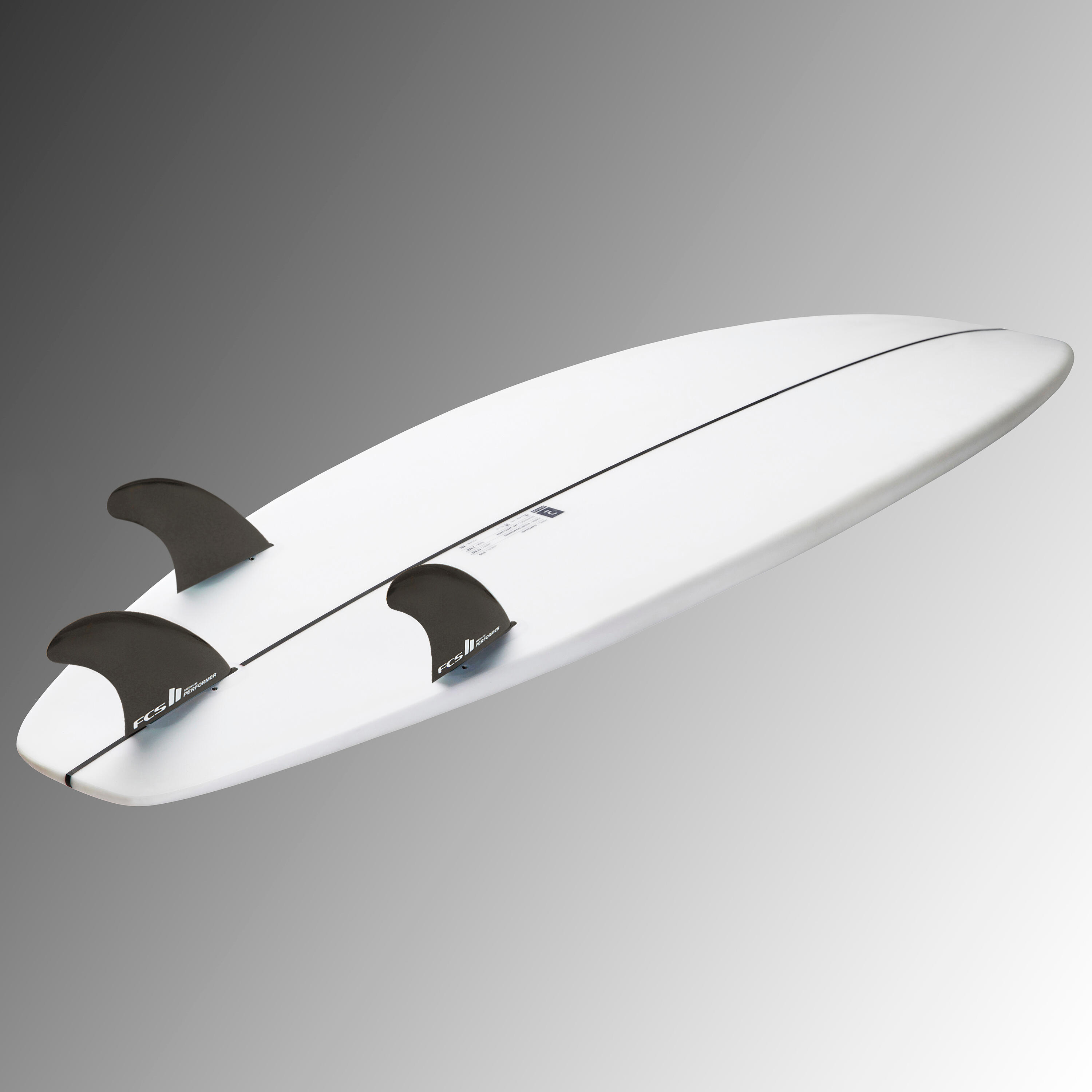 SHORTBOARD 900 5'10" 30 L. Supplied with 3 FCS2 fins 10/19