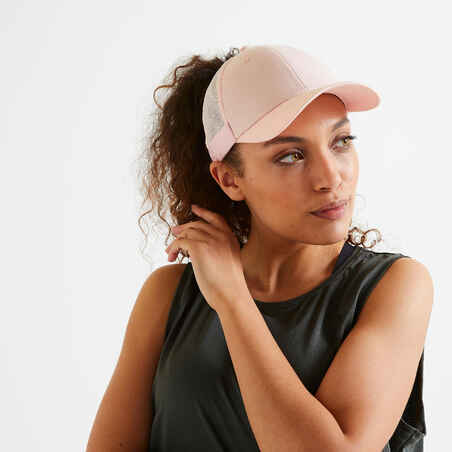 Rožnata kapa za fitnes