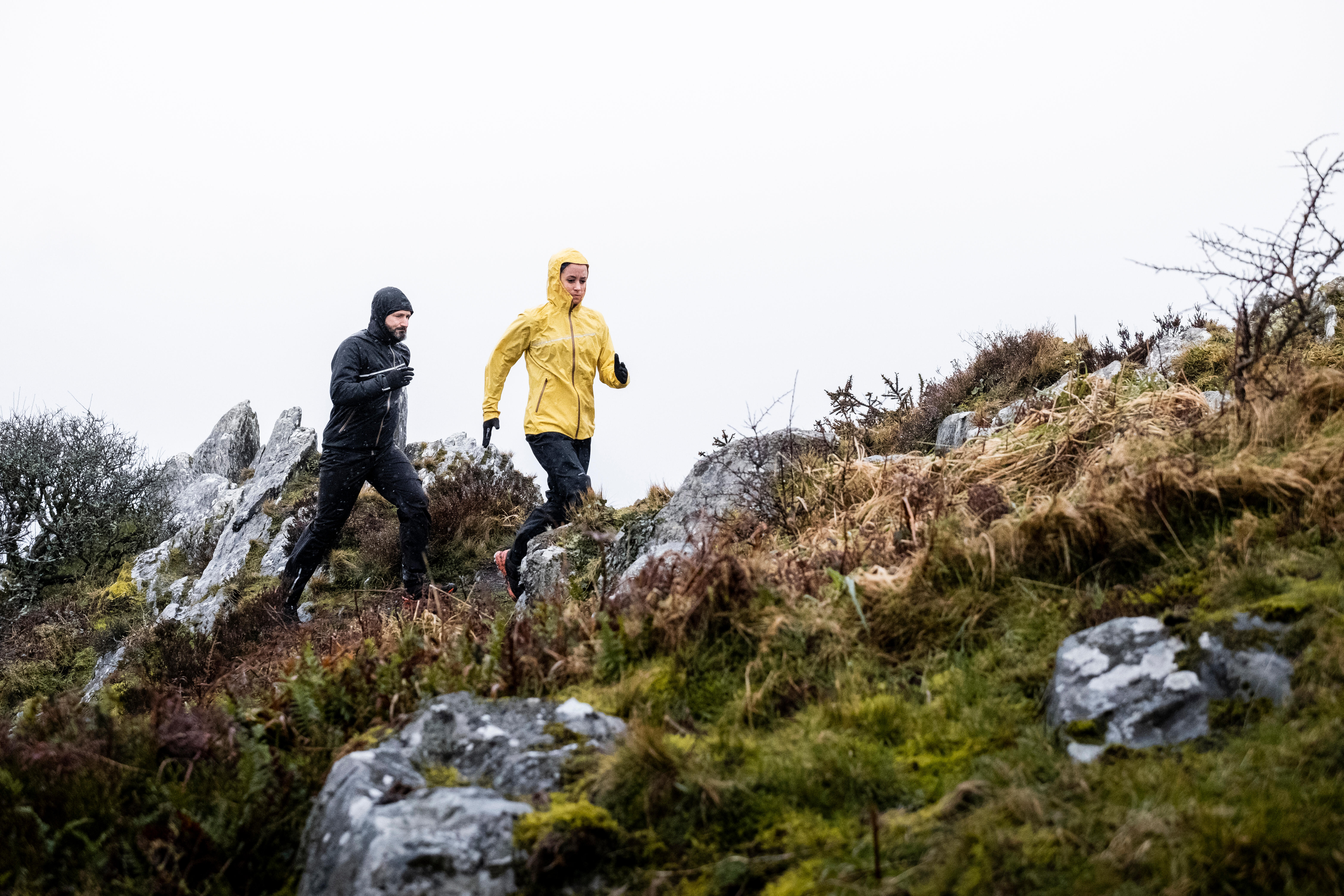 WOMEN'S TRAIL RUNNING WATERPROOF TROUSERS - BLACK - black, Lime