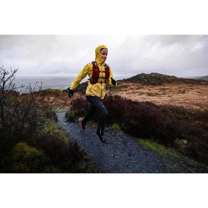 Pantaloni running e trail donna RUN 900 RAIN impermeabili neri