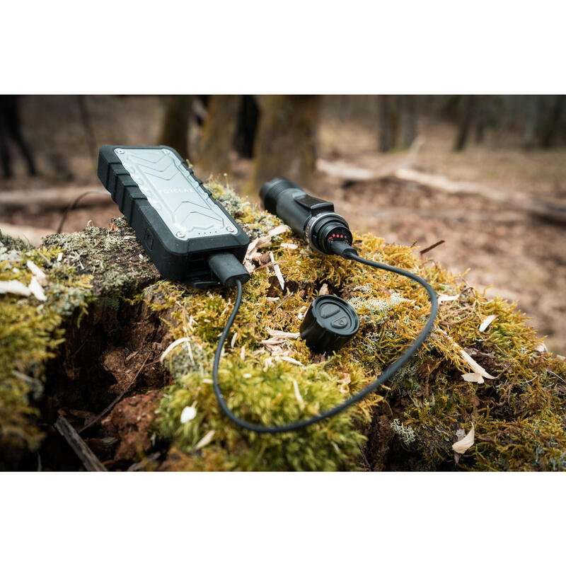 Jagd-Taschenlampe – 900 Lumen – Wiederaufladbar mit USB