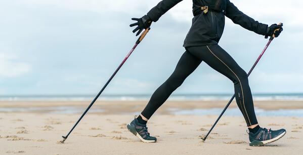 BÂTONS DE MARCHE NORDIQUE ACIER CARBONE NW P700 TURQUOISE NEWFEEL