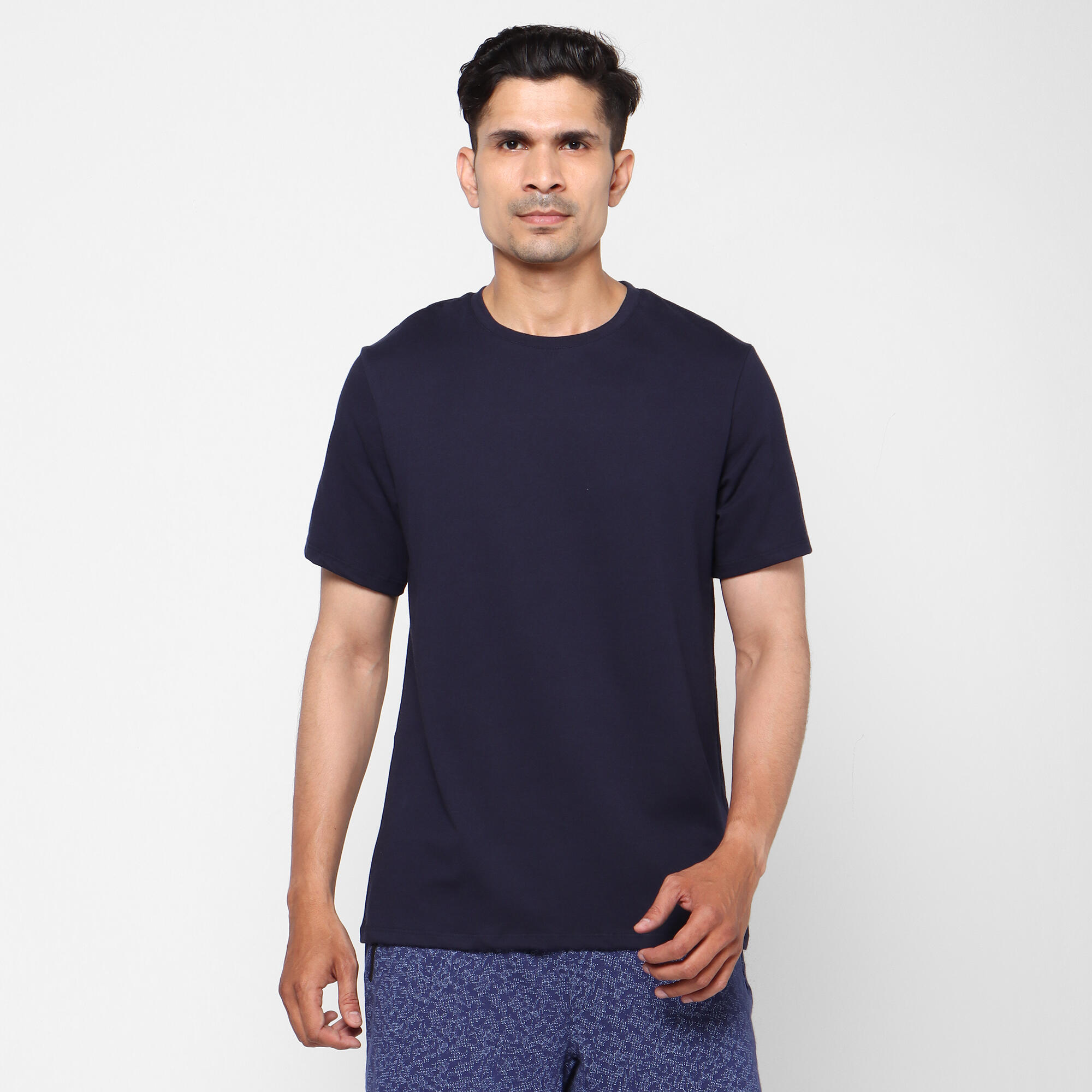 T-shirt de Ginástica e Pilates Decote Redondo em Algodão Homem 500 Azul/Preto 3/16
