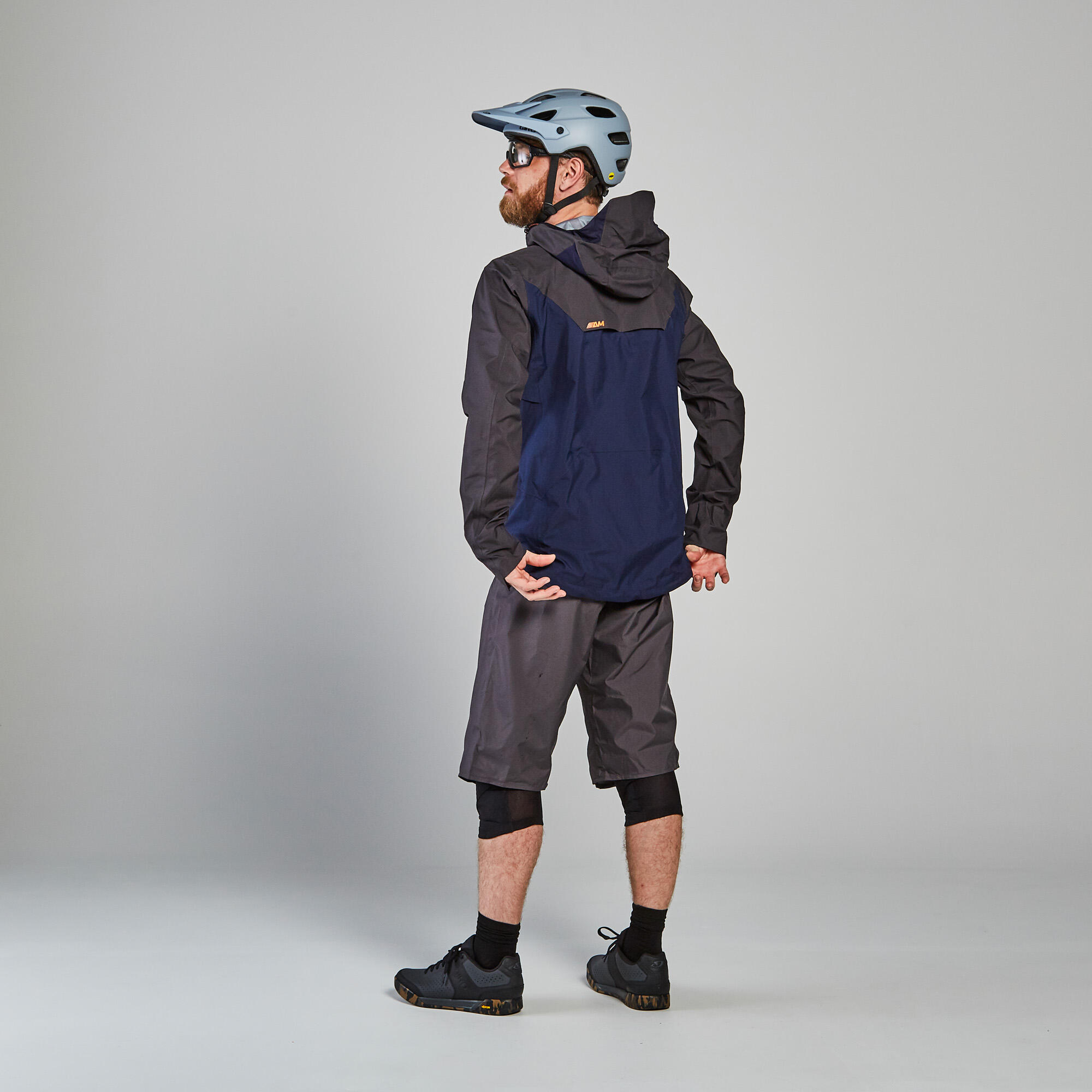 Sur-short de vélo VTT All Mountain imperméable 8/8
