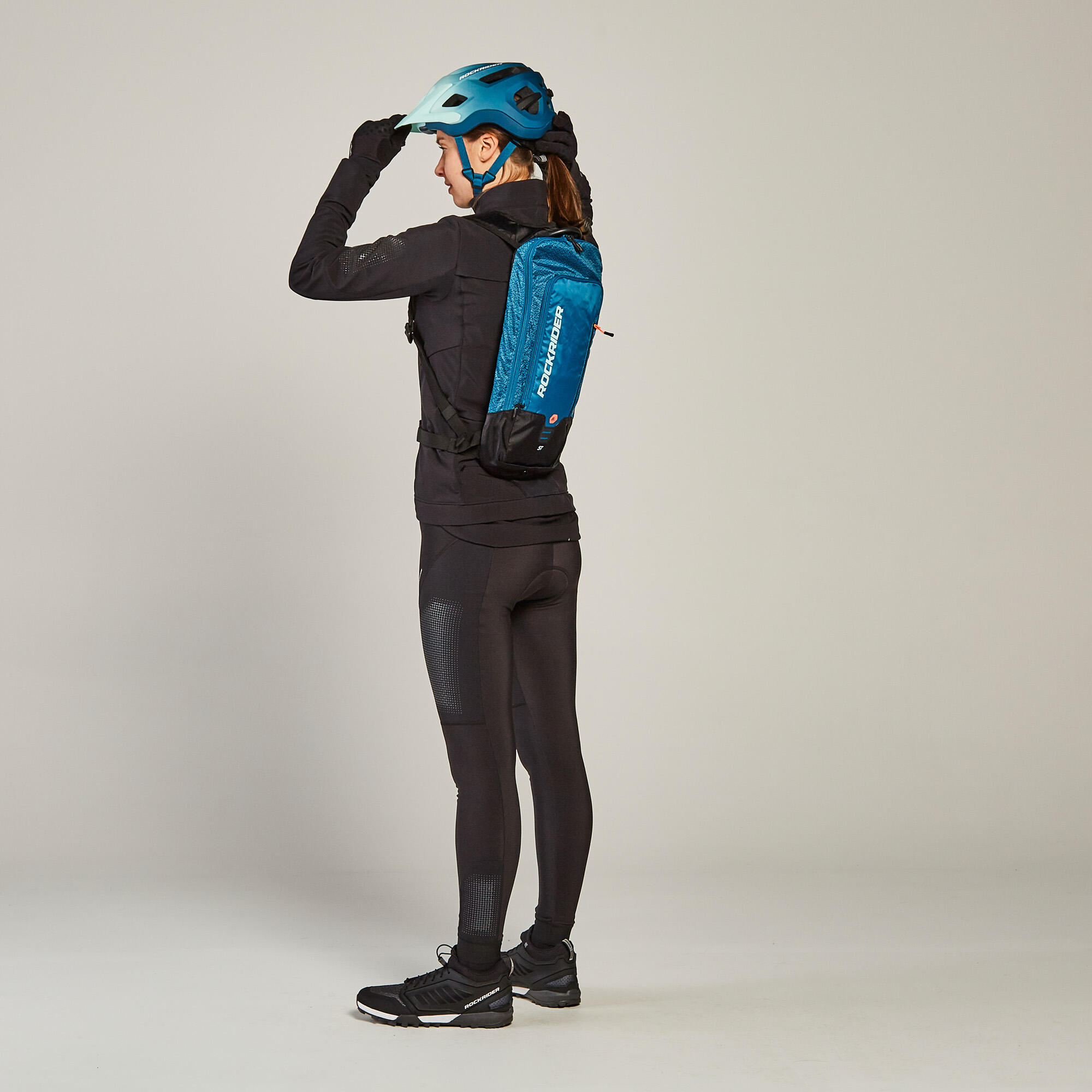 Mountain Bike 7L Hydration Backpack - Turquoise 9/26