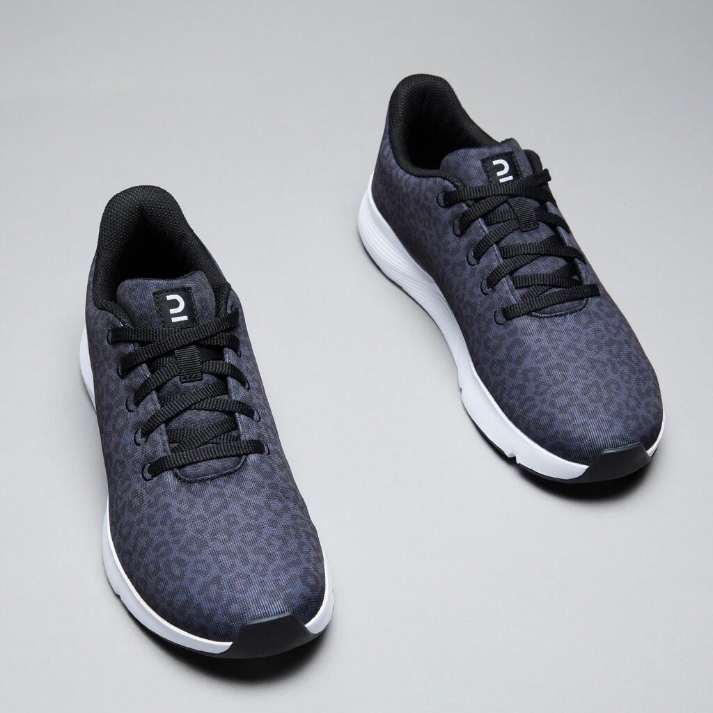 Chaussures de fitness imprimé marbre 120 Femme, révélez votre féminité !