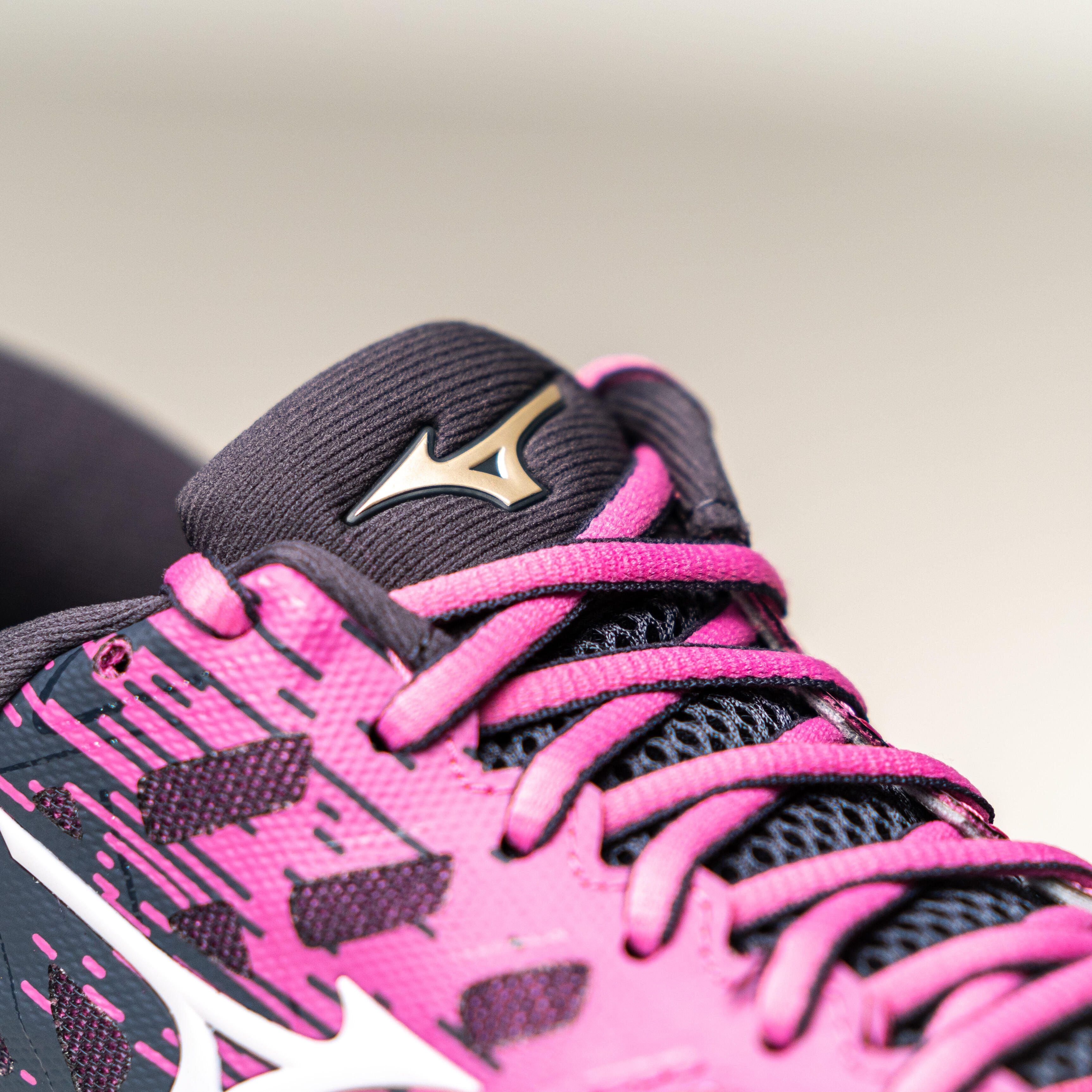 MIZUNO WAVE ULTIMA 12 WOMEN'S RUNNING SHOES - PINK - Decathlon