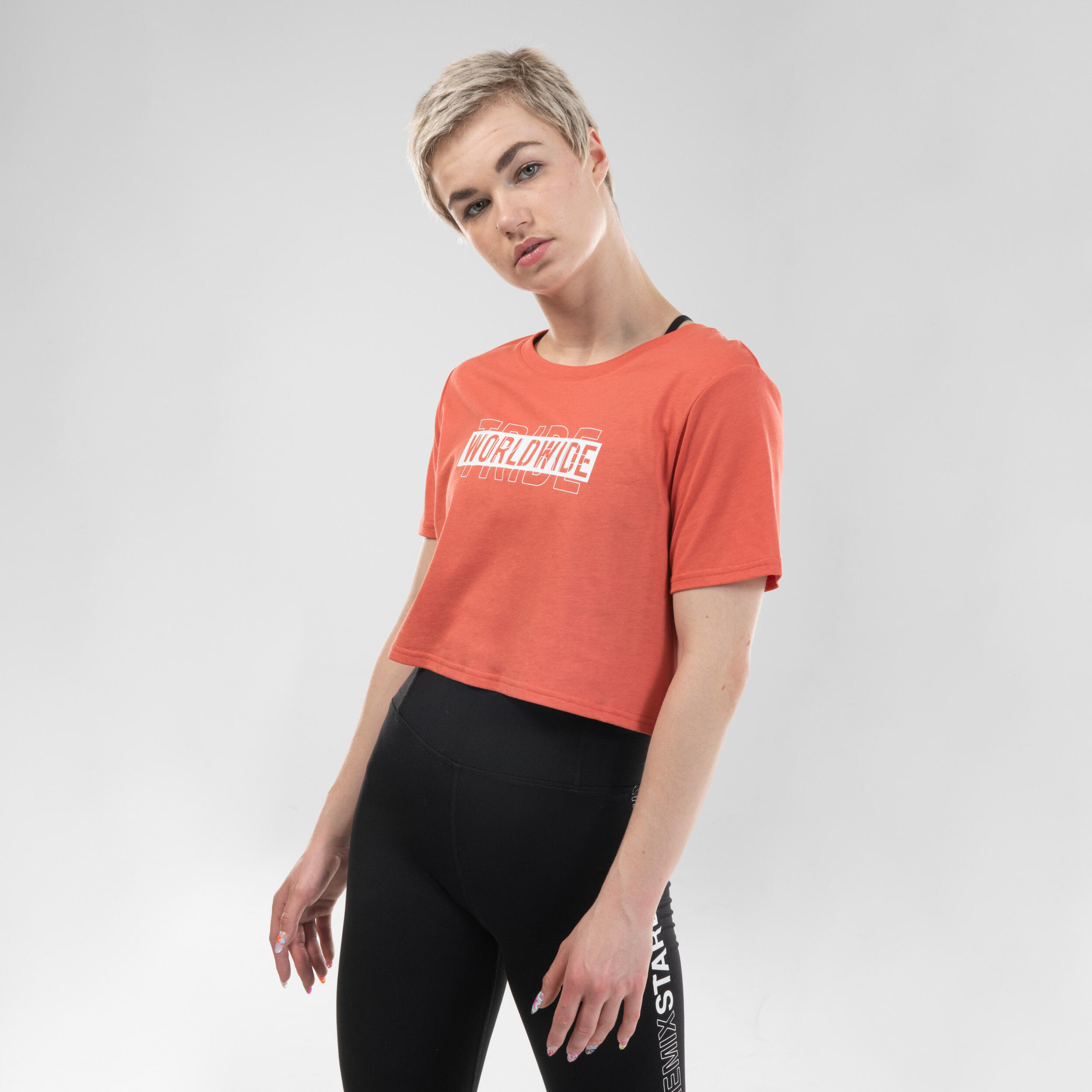 T-shirt rossa da donna urban dance crop top