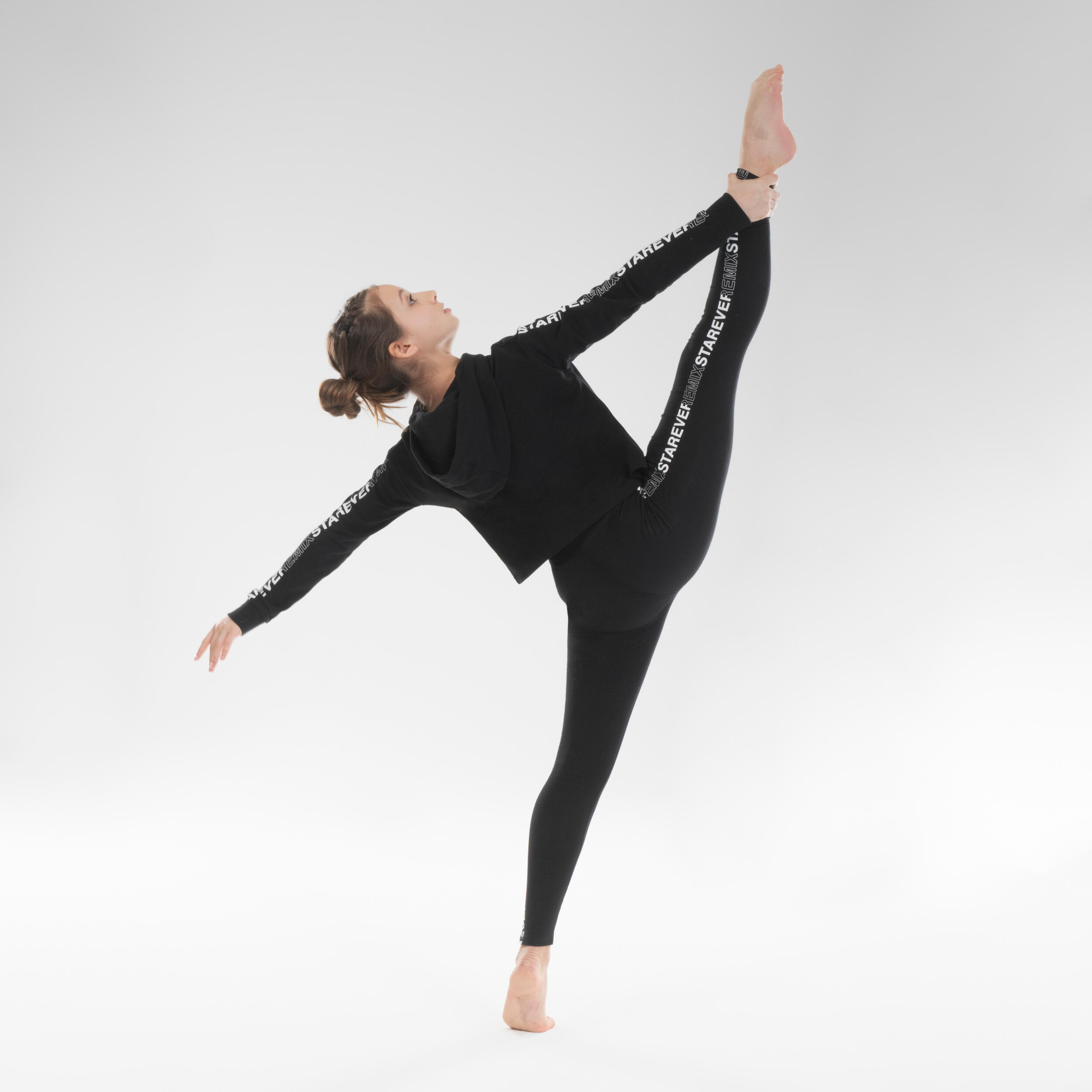 Толстовка для современного танца укороченная для девочек черная STAREVER