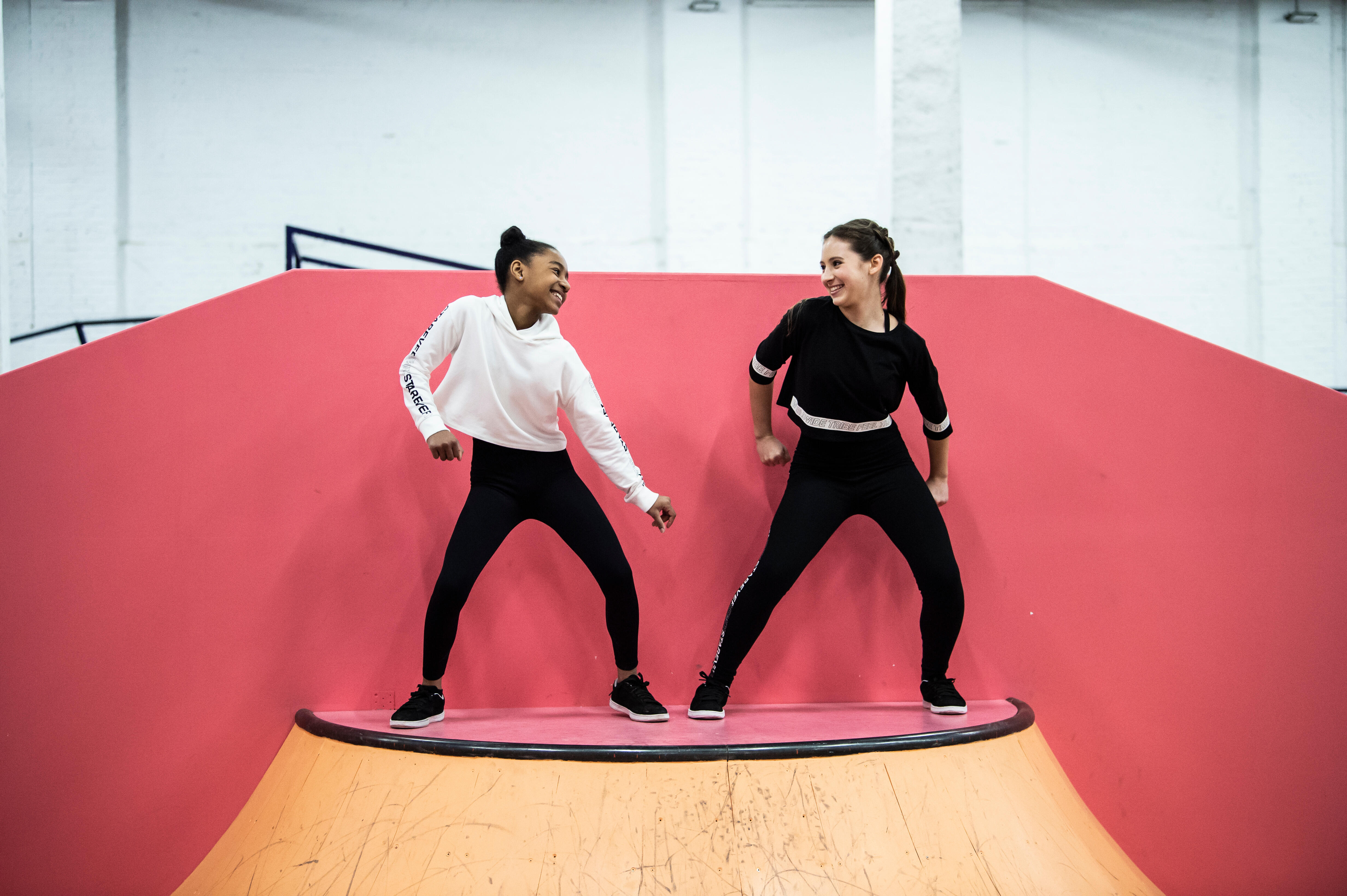 Modern dance sweatshirt - Girls - STAREVER