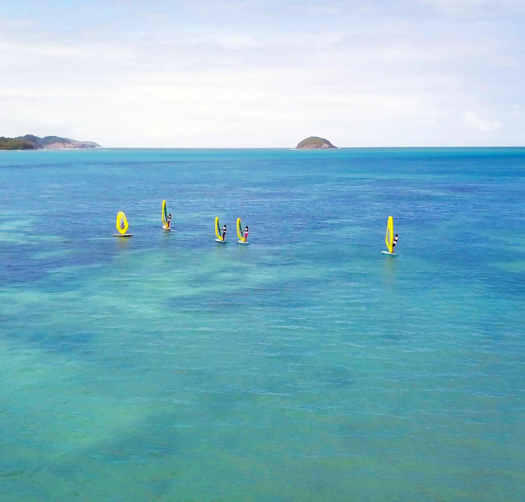 Surfbretter zum Windsurfen: Erfahre hier, welche Boards sich am besten eignen!