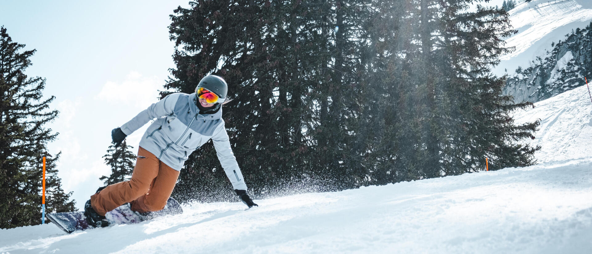 SNOWBOARD ÎN ROMÂNIA – ECHIPAMENT NECESAR, TOP PÂRTII DE SNOWBOARD