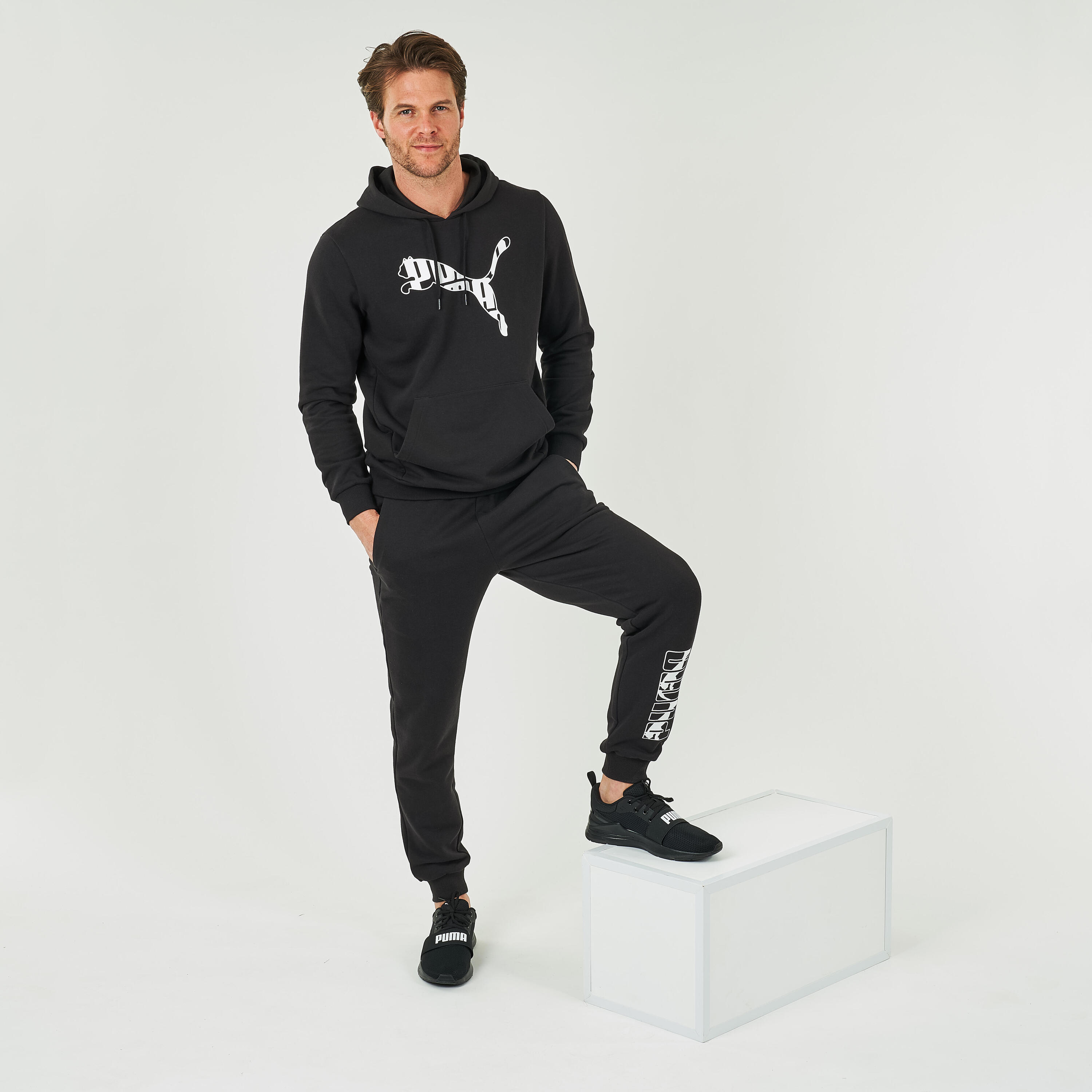Men's Fitness Majority Cotton Slim Jogging Bottoms - Black Logo 2/7